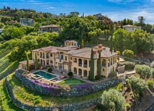 Lake Como In The Foothills!
